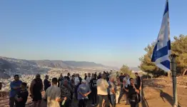 اعتصام أهالي مجد الكروم رفضا للبؤرة الاستيطانية