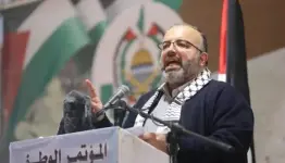 العامودي حي يرزق