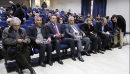 خلال المؤتمر