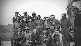 من المقاتلين العرب 