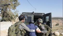 خلال اعتقال صحفي فلسطيني