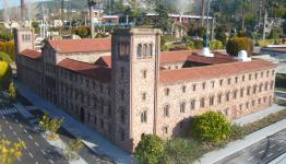 مقر الجامعة المركزية في برشلونة