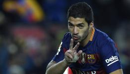 لاعب برشلونه لويس سواريز
