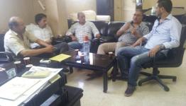 خلال زيارة اللجنة الشعبية مركز خدمات الأونروا