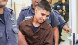 الطفل أحمد مناصرة أثناء اعتقاله 