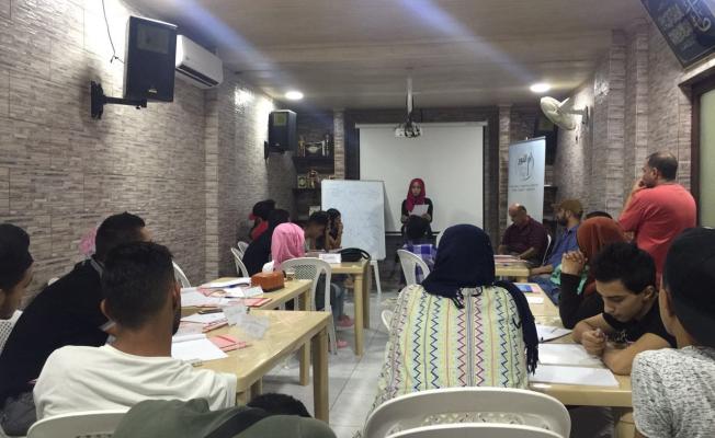 دورة تدريبية حول المخدرات في شاتيلا