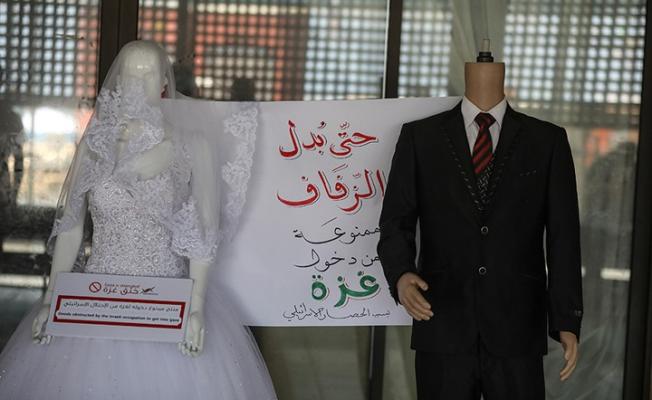 من بين المواد الممنوعة فساتين الأفراح ورضاعات الأطفال