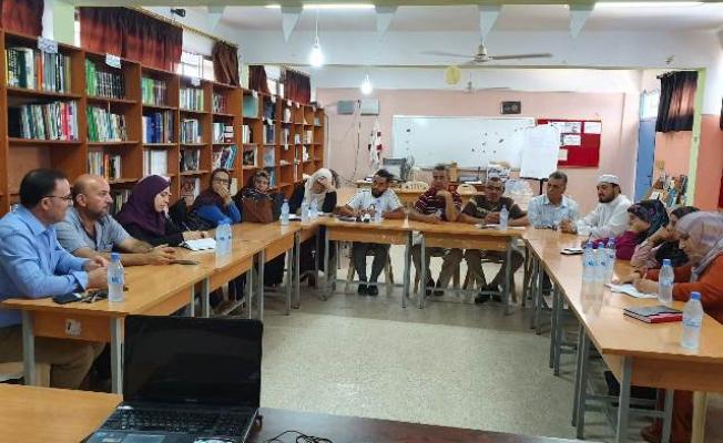خلال الاجتماع في البص
