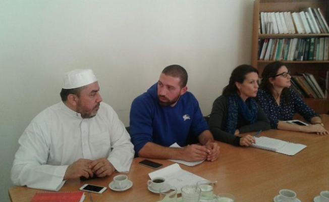 أثناء الإجتماع