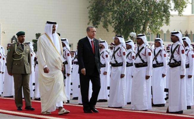 أمير قطر يستقبل الرئيس التركي