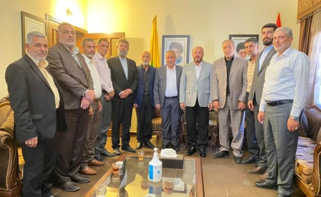 حماس  تبحث الوضع الفلسطيني مع فعاليات