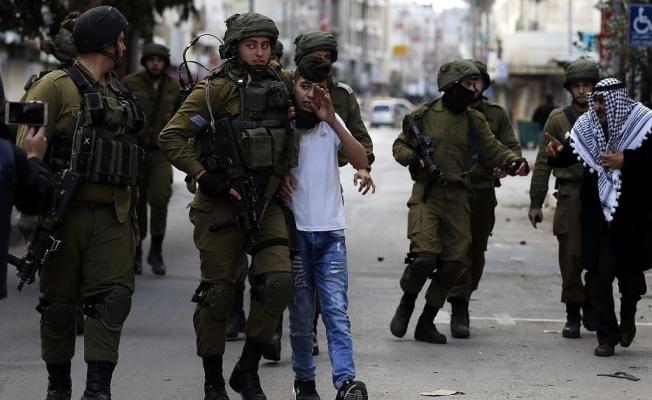 اعتقلت (745) طفلاً فلسطينياً