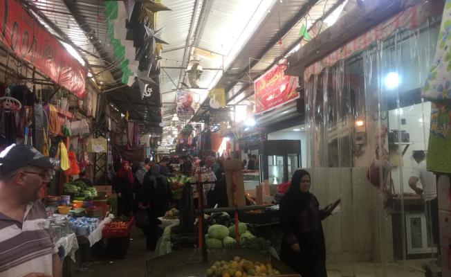 سوق الخضار - عين الحلوة