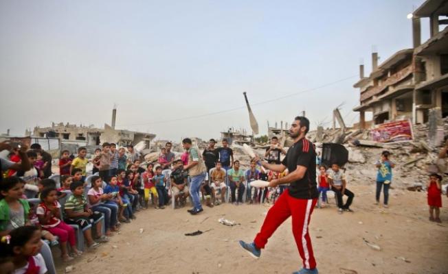 إفطار للأطفال المتضررين من عدوان غزة