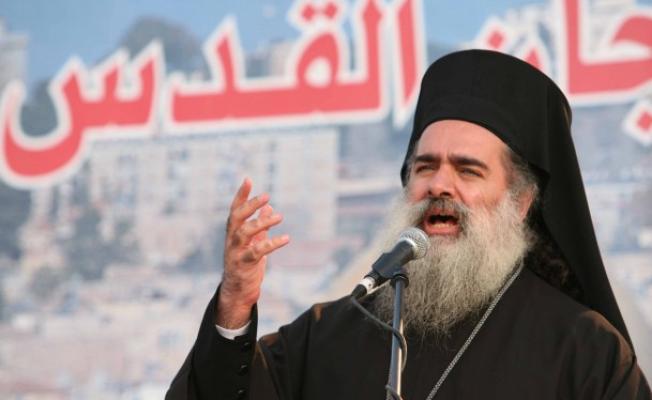 المطران عطالله حنا