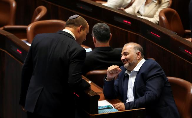 عباسص وبينيت والنهج الجديد