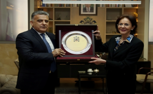 ابراهيم يسلم خلف درعاً