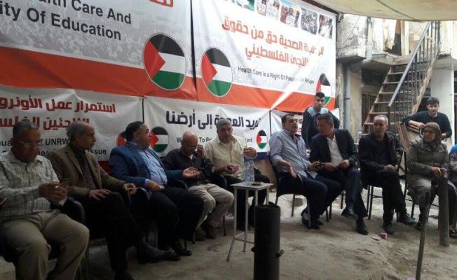 ابو عماد رامز في خيمة الاعتصام