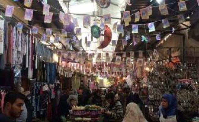 سوق الخضار - عين الحلوة 