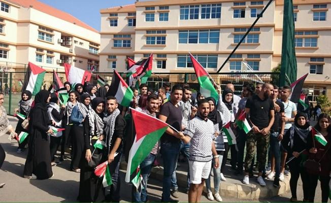 مهرجان دعماً لانتفاضة الأقصى