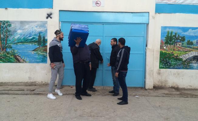 إغلاق مراكز الأونروا في مخيمات لبنان