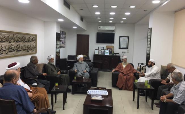 حمود يلتقي علماء فلسطين وأهالي الشبريحا