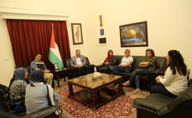 دبور والوفد