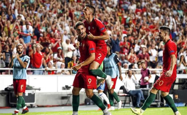 احتفال اللاعب اندريه سيلفا