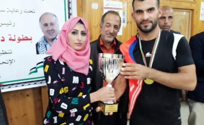 إهداء الدوش 