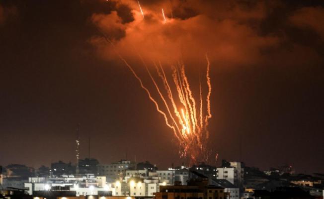 رشقة صاروخية