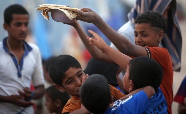 أطفال فلسطينيون نازحون الى لبنان