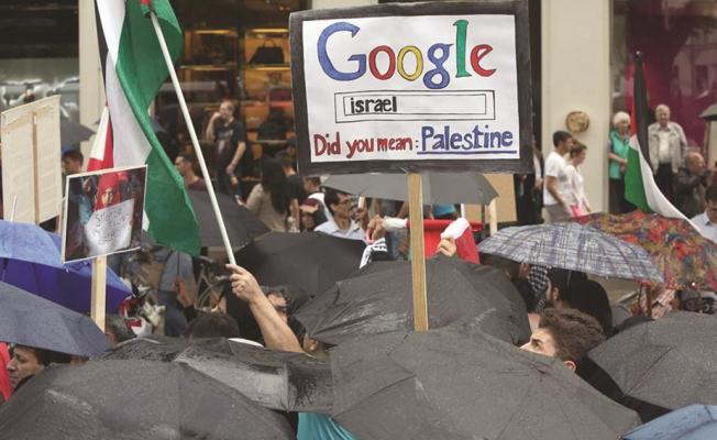 مظاهرة لاستخدام جوجل اسرائيل بدلاً من فلسطين