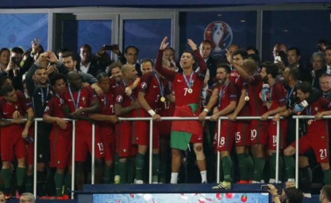 فوز البرتغال بيورو 2016