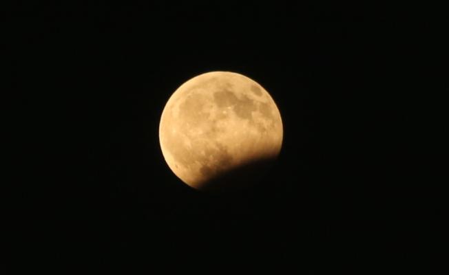 خسوف القمر 1