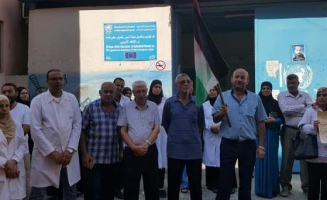 من الاعتصام
