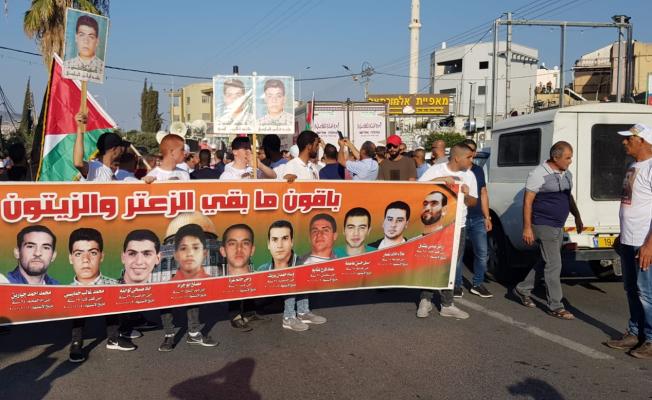 باقون هنا ما بقي الزعتر والزيتون.. شهداء هبة الأقصى بالداخل الفلسطيني المحتل