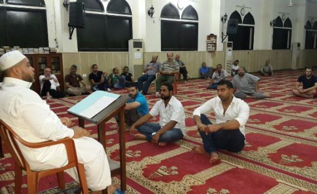 خلال المحاضرة 