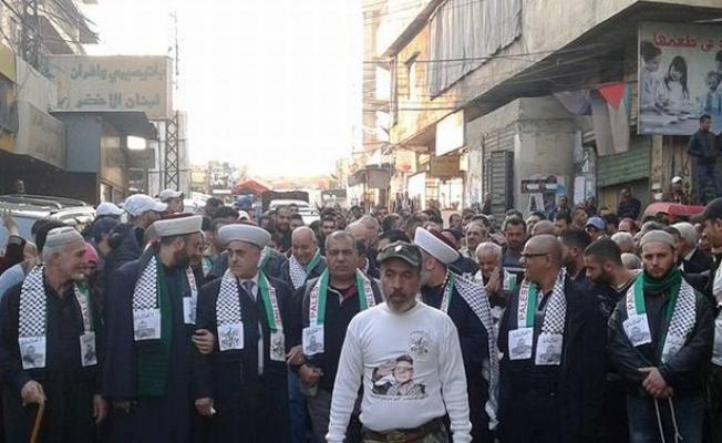 أثناء المسيرة الحاشدة في البداوي