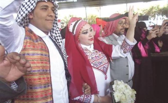 عرس تراثي في صور
