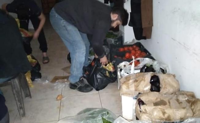 توزيع مساعدات