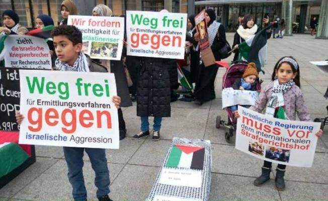 وقفة في برلين تضامناً مع مناصرة والقيق