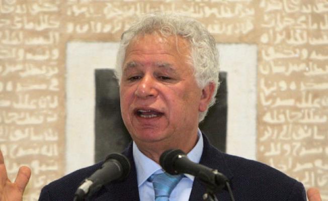 الشاعر مريد البرغوثي