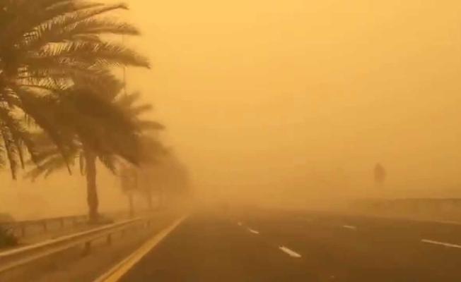 عاصفة رملية