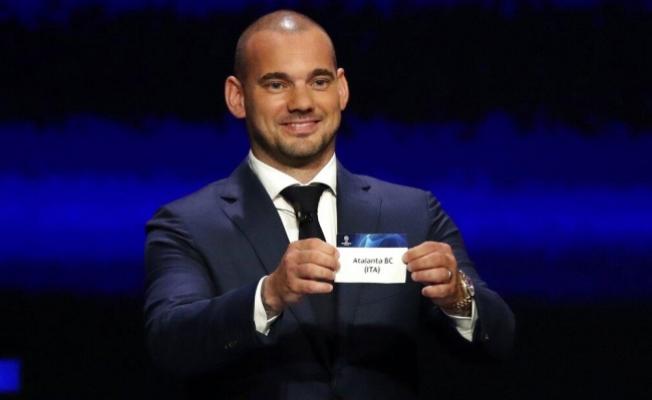 شنايدر لاعب هولندي سابق