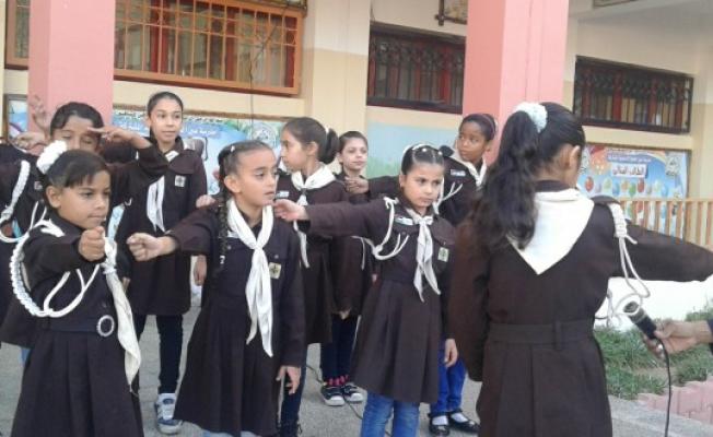 طلاب عين الحلوة