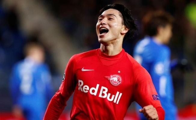 اللاعب الياباني تاكومي مينامينو