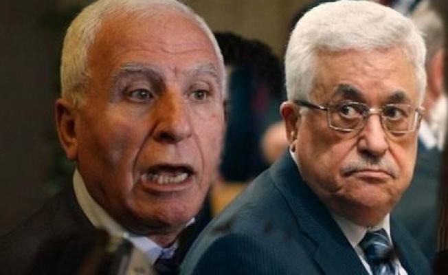 محمود عباس وعزام الاحمد 