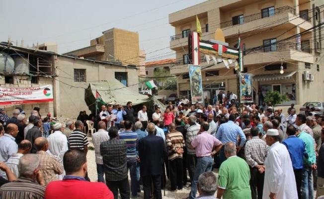 وقفات احتجاجية في مخيمات صور
