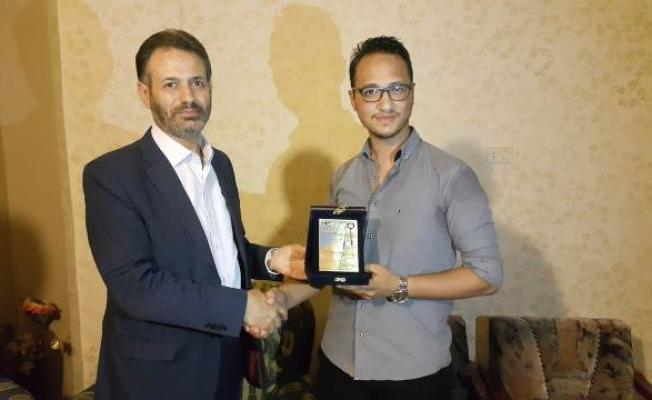 عطايا يكرم دكور