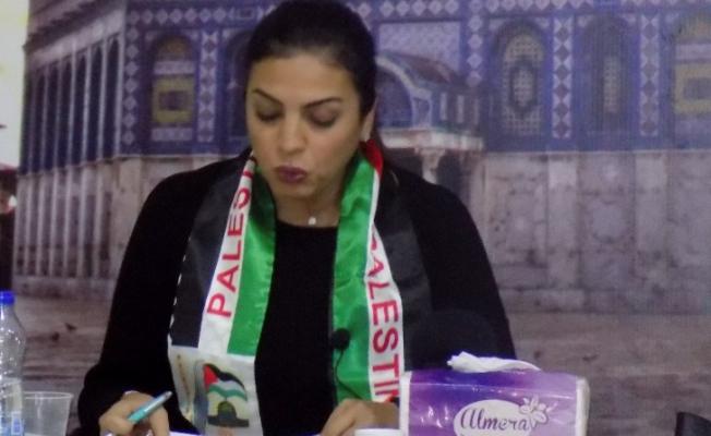 من الندوة